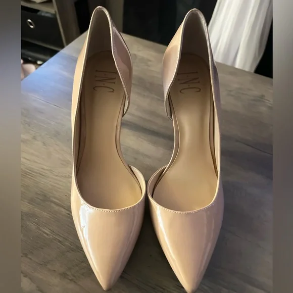 I.N.C tan heels size 7.5✨ - Picture 2 of 4